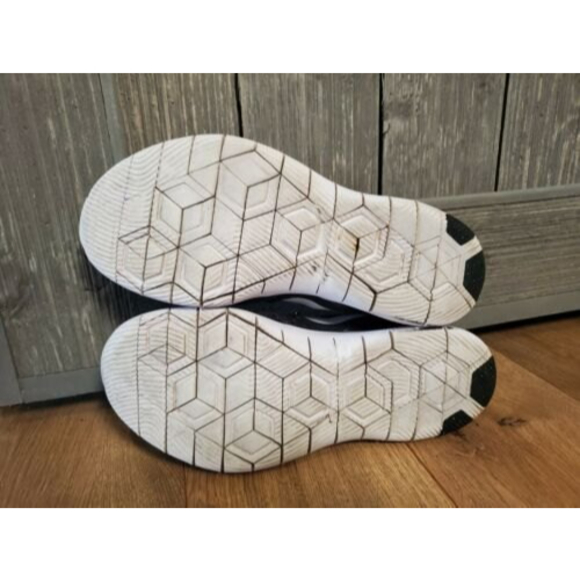 Nike Flex Contact Running Shoes Black White Women’s Size 10 US 908995-002 - Picture 3 of 5